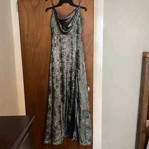 Lulus long dress
